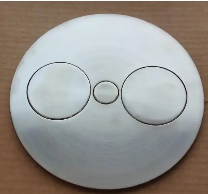 Toma de corriente de cocina Bachmann Twist encastrada en encimera de acero inoxidable de 2 vías