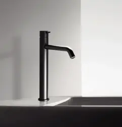Grifo  Waterevolution Flow monomando caño alto para lavabos incluido tapón clic negro mate T115PR