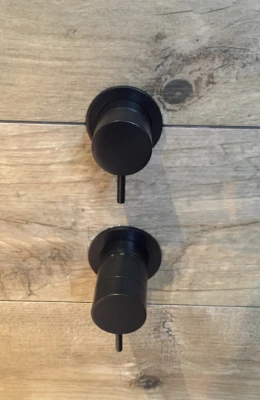 Waterevolution Flow Built-in Shower Thermostat with 2 outlets Matte Black Round Rosette1208778072