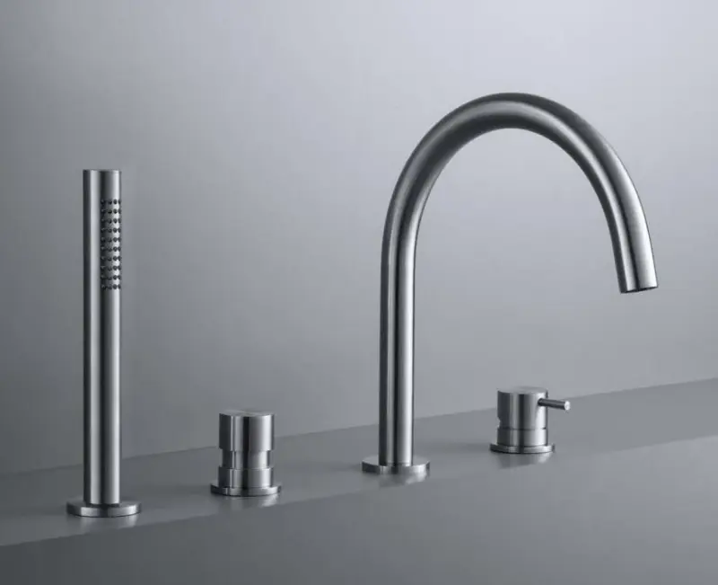 Grifo para bañera Waterevolution Flow de 4 orificios para montaje en el borde de la bañera acero inoxidable sólido T138IE