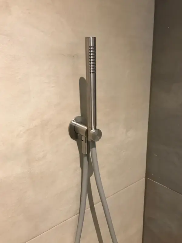 Juego completo de grifería para baño Watervolution Flow con conexión a la pared, totalmente en acero inoxidable T1621IE