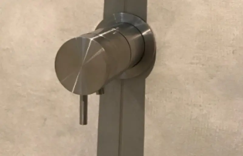 Termostato de ducha empotrado Waterrevolution Flow de acero inoxidable macizo con rosetón redondo T142TBIE 1208816582