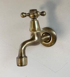Grifo PB Classic mural con pomo de estrella agua fría color bronce 1208855602