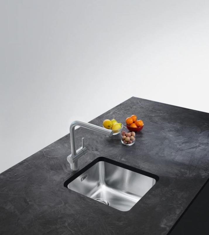 Grifo de cocina Franke Atlas Neo de acero inoxidable macizo  caño giratorio 115.0521.435