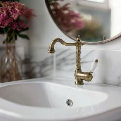 Grifo mezclador PB Nostalgic monomando de lavabo con caño giratorio 190 mm - con desagüe Bronce