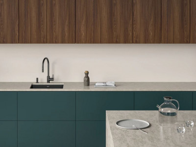 Franke Kitchen tap Eos Neo with spout pull-out spray head brushed black 115.0613.671