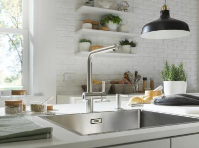Franke solid stainless steel sensor Kitchen tap Atlas Neo swivel spout stainless steel 115.0625.489