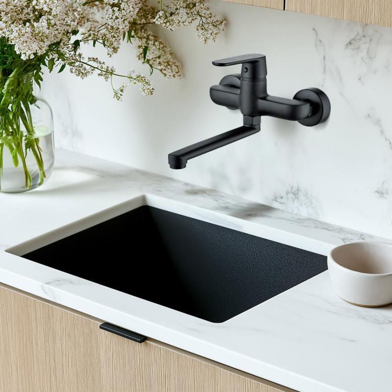 Grifo mural AquaTrimo Chopin negro con caño bajo 235mm 21CP7075SW