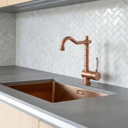 Grifo de cocina Edward Nostalgic con caño giratorio cobre clásico 1208957130