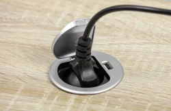 Enchufe Indux Cover empotrable en encimera con USB y enchufe tipo E color plata 1208957394