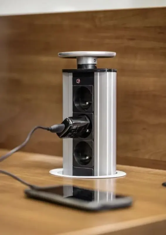 Multienchufe de cocina Indux Up & Down avellanado con toma de tierra tipo F plateada para encimera con 3 tomas 1208957410