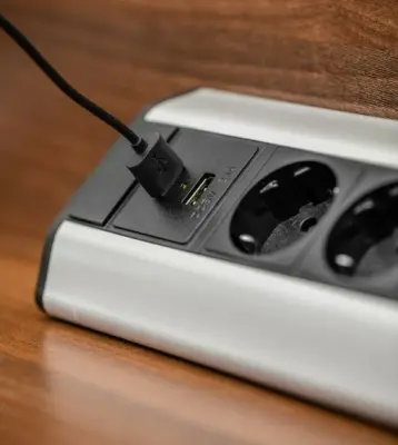 Indux Corner corner kitchen socket with 3 pin earthing outlets and 2 USB chargers 1208957442
