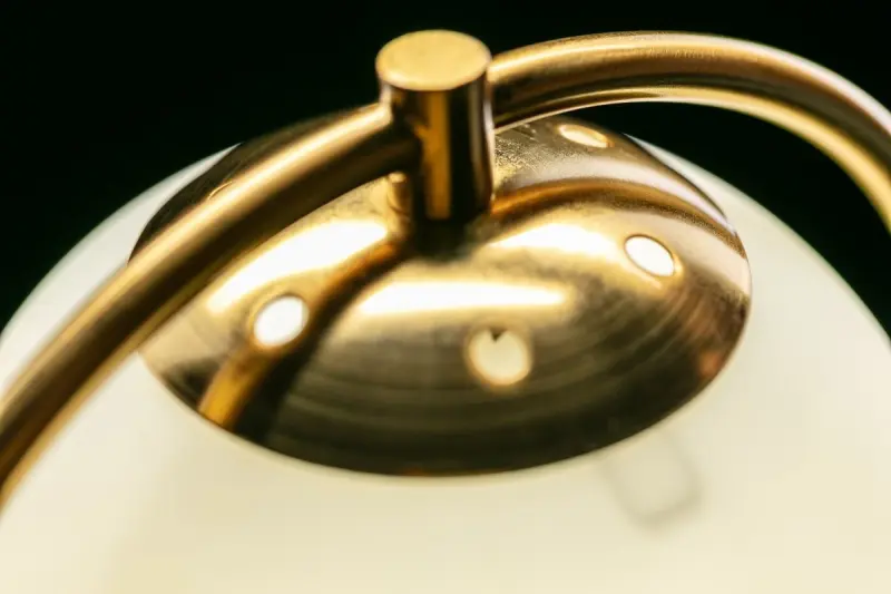 Lámpara de pie Decor Ciklop de latón dorado con forma de lágrima 9737