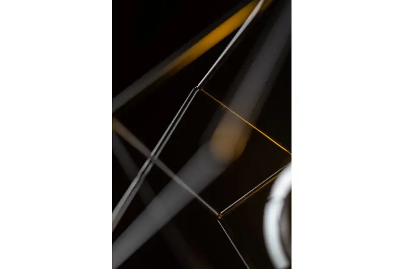 Lámpara de techo Decor Rosa color negro geométrica compuesta por 2 cubos negros 3437