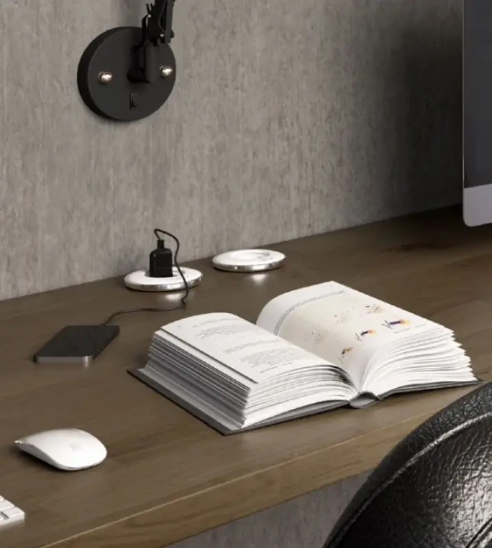 Enchufe Indux con tapa empotrable blanco mate y toma de tierra tipo E 1208957925