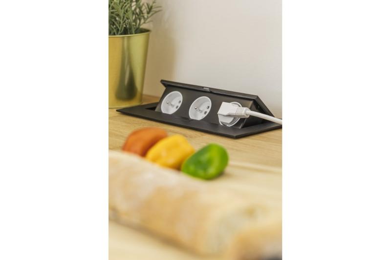 Enchufe empotrado rectangular 1208958682