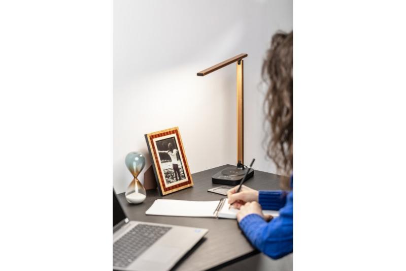 Decor Lámpara de escritorio Bressi 8W 450lm AC220-240V 3-CCT Carga inalámbrica USB PF>0 5 RA>80 Negro / Dorado 1208962479