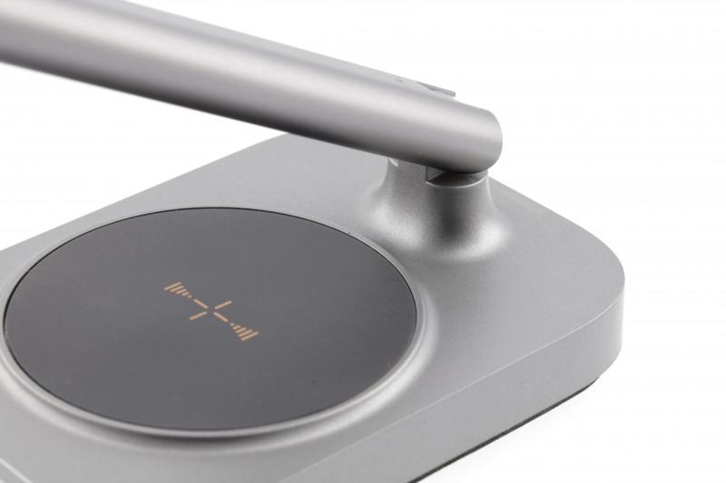 Decor Lámpara de escritorio Bressi 8W 450lm AC220-240V 3-CCT Carga inalámbrica USB PF>0 5 RA>80 Gris 1208962480