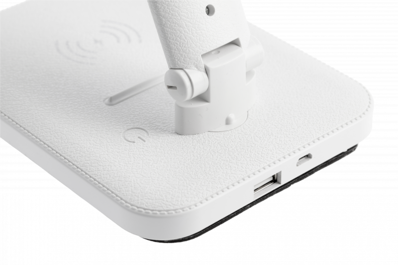 Decor Lámpara de escritorio LED IZUKA 6W 400lm AC220-240V 50/60Hz CCT cargador inductivo blanco. 1208962496