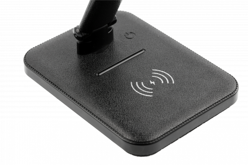Decor Lámpara de escritorio LED IZUKA 6W 400lm AC220-240V 50/60Hz CCT cargador inductivo negro. 1208962497