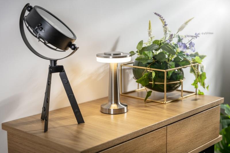 Decor Lámpara de escritorio Monum 3W 200lm DC 5V 1A 3000 K 3 unidades. Batería de atenuación de 1800 mAh de acero inoxidable. 1208962503