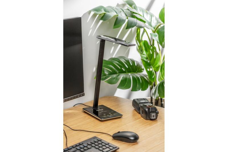 Decor Lámpara de escritorio Tritton 6W 340lm AC220-240V 4-CCT Carga inalámbrica USB PF>0 5 RA>80 negra. 1208962518