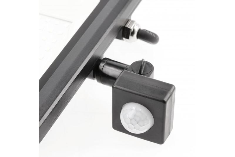 Proyector LED iNEXT con sensor de movimiento 30 W 2400 lm, PF > 0,9, RA > 80, IP65, 120°, 6400 K, cuerpo negro 1208962860