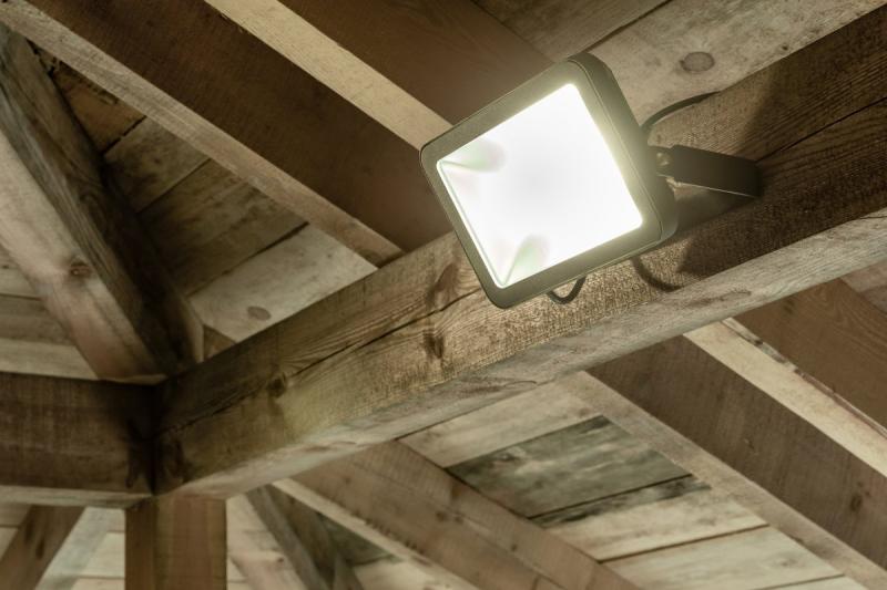 Proyector LED VIPER, 150W, 15000lm AC220-240V, 50/60 Hz, PF>0,9, RA>80, IP65, 120°, 4000K, gris 1208963239