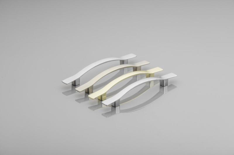 Manija de Zamak 13 C=96mm satinado 1208965742