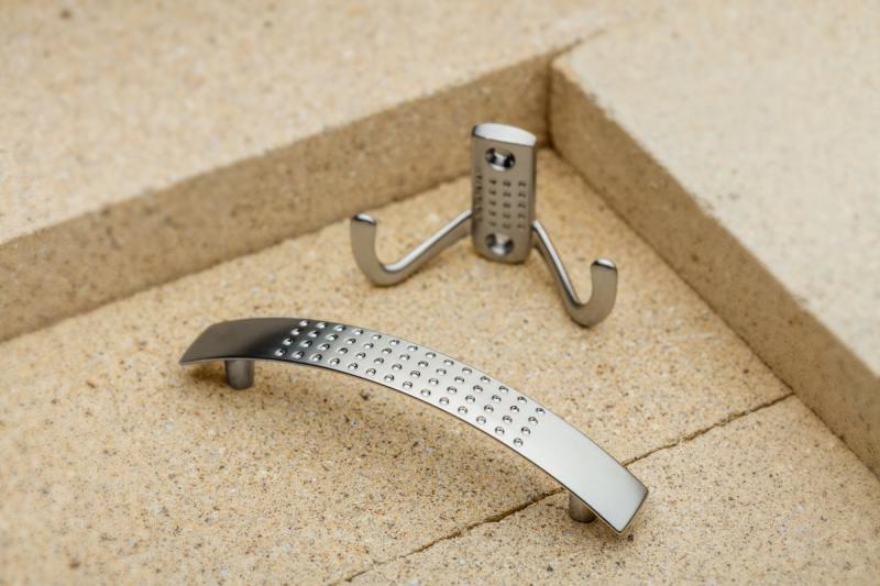 Manija de Zamak 14 C=96mm aluminio 1208965751