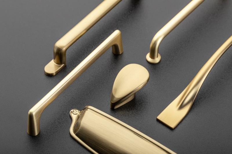 Manija de Zamak OTTO C = 160 mm champagne 1208966181