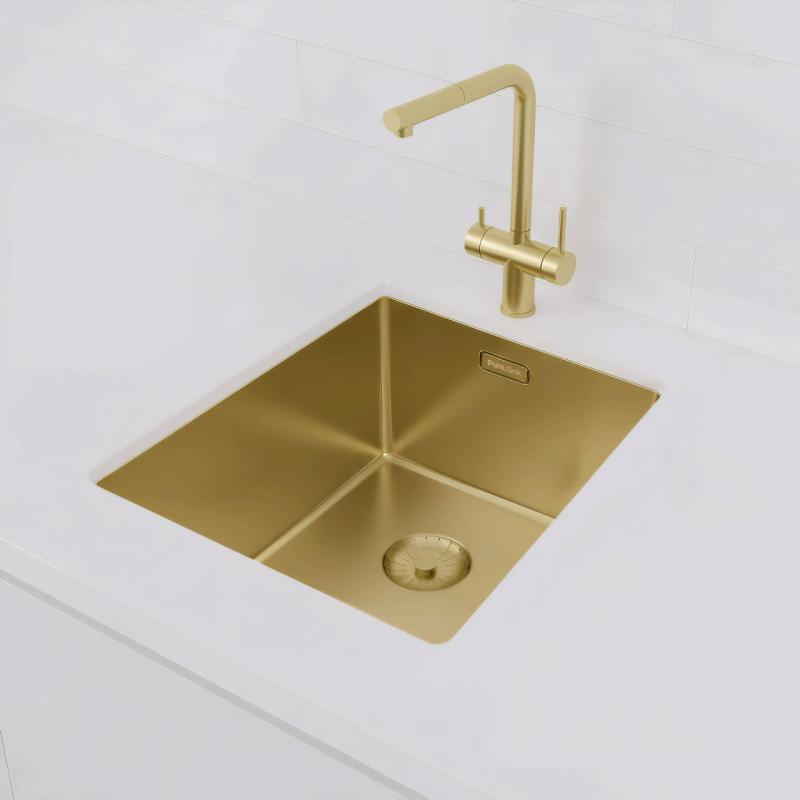 Fregadero Pure.Sink Prestige 34x40 cm PVD Oro radio de 10 mm para instalación bajo encimera, a ras de encimera y sobre encimera PPG3440-60.