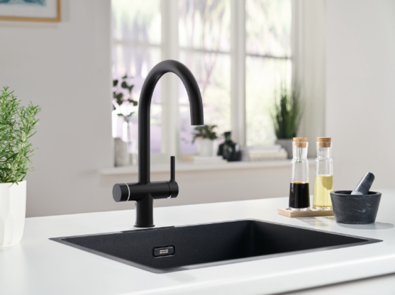 Franke Maris Water Hub caldera de 7L 3-en-1 con grifo electrónico de agua hirviendo con Touch, negro mate, con conjunto mezclador de agua hub 1208967855