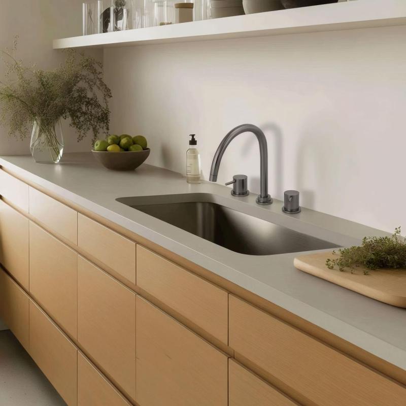 Revolución del Agua: Grifo de cocina de 3 agujeros Flow con pico giratorio y conexión para agua filtrada en color Gun metal (Gris plomo) T152UGME