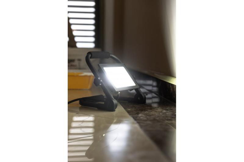 NELI Foco Portátil, LED, 30W, 2700lm, 6400K, AC220-240V, IP65, cable de 1.5m