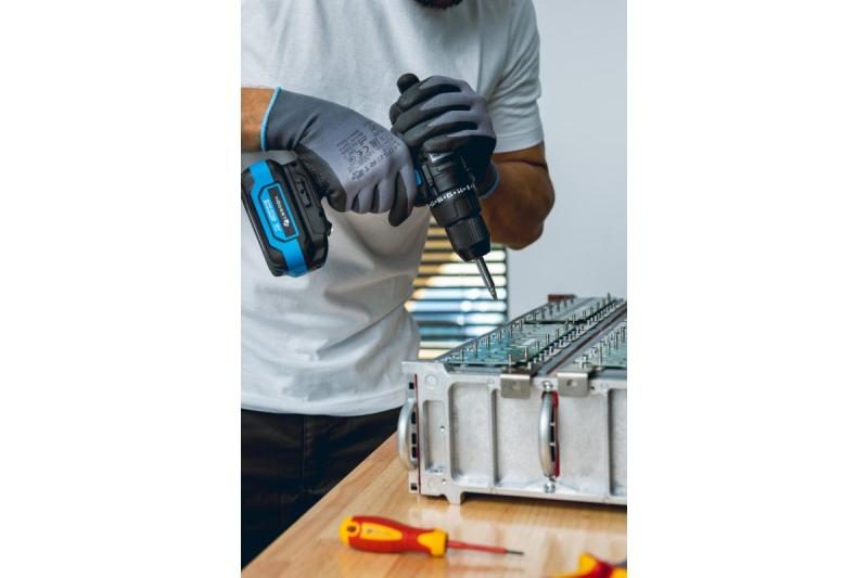 HÖGERT potente destornillador inalámbrico de 18V para madera y metal.