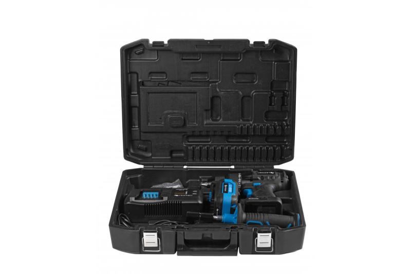 HÖGERT accuset de destornillador sin escobillas, 18V, con portapuntas, cargador y batería.