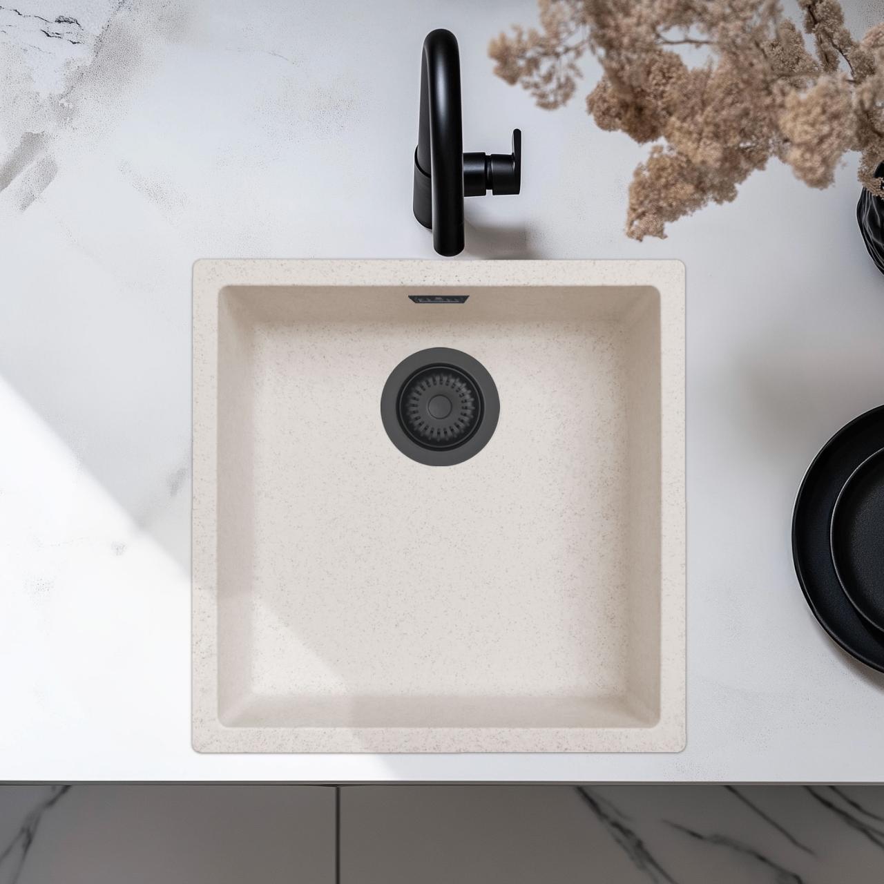 Fregadero de Arena Blanco Crema 40x40 cm para Instalación Bajo Encimera, Sobre Encimera y a Nivel con Tapón Negro Mate 1208970540.