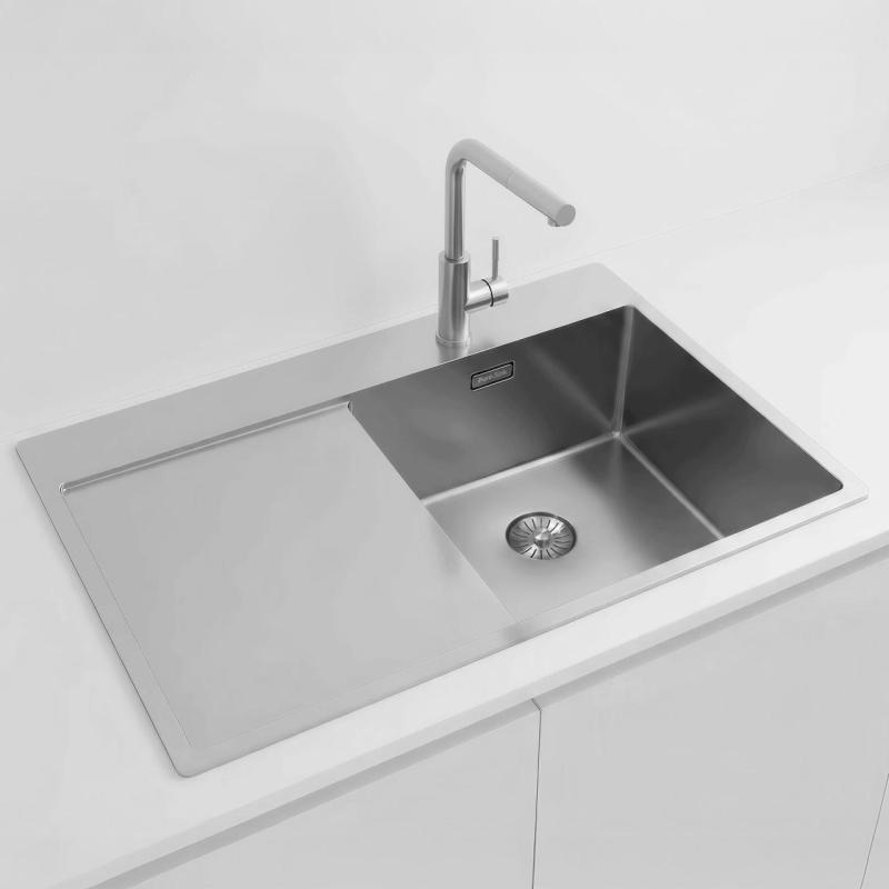 Pure.Sink Exclusivo fregadero de acero inoxidable con zona de escurrido 78x52 cm Tapwing a la derecha PEX4078RT-02