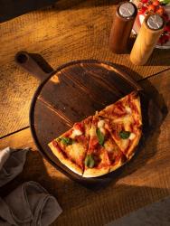 Woodsea Pine Burned - Tabla de Pizza de Pino Quemado 47x35 cm 1208971580