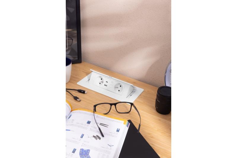 MULTISOFT Toma de corriente para muebles 2x Enchufe con toma de tierra, USB A+C, RJ45, Cable de alimentación con enchufe, Blanco