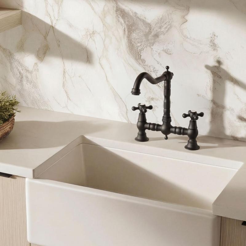 Aquanello Heritage Ascot Grifo de cocina clásico de estilo nostálgico con manetas en forma de cruz, color negro, modelo BL-4001-HA