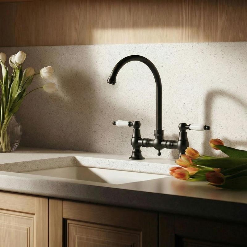 Aquanello Heritage Manor Grifo de cocina clásico de estilo nostálgico, negro con maneta blanca y caño redondo BL-0011-HM